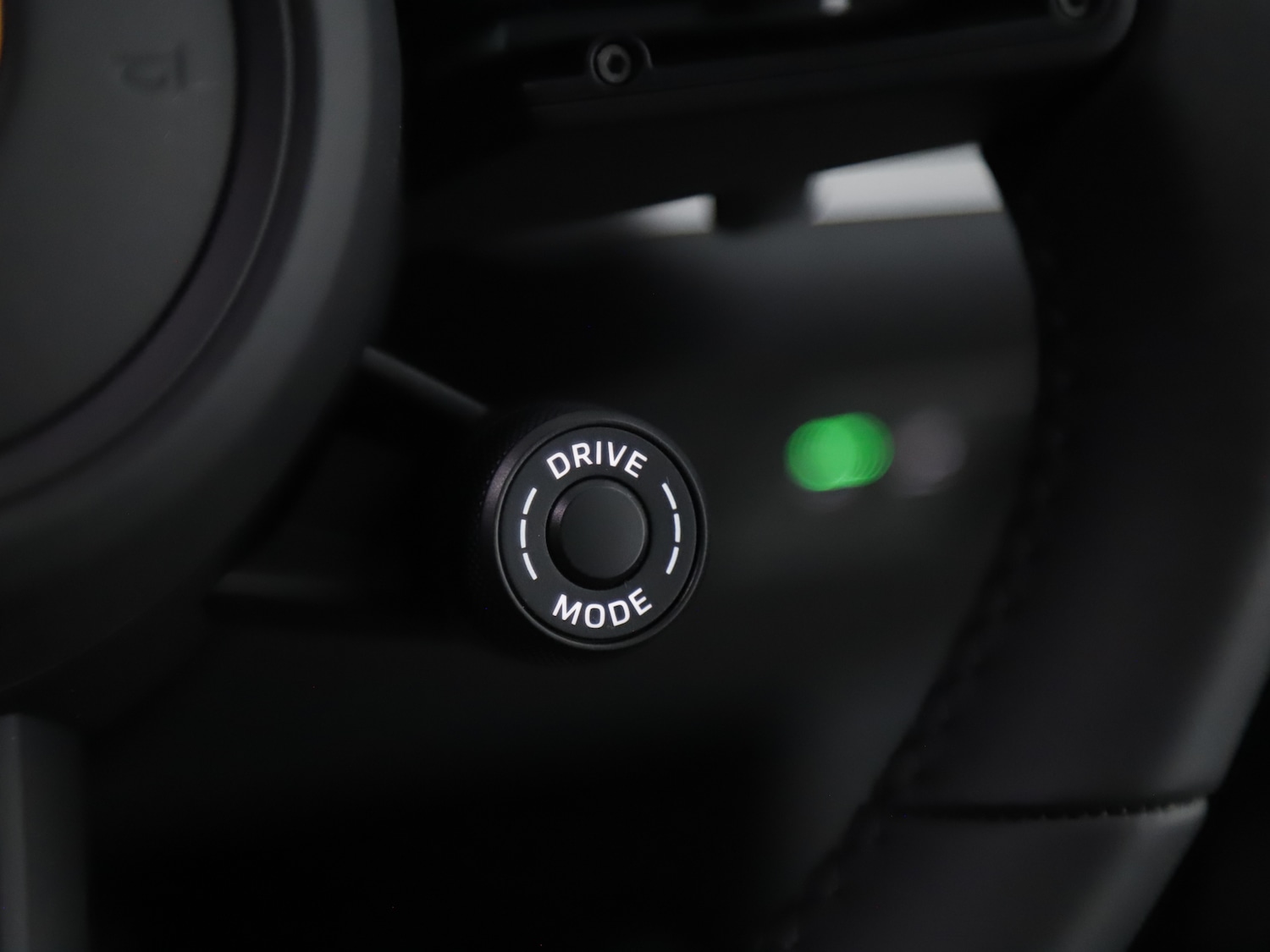 Used Porsche Cayenne 2025 for sale - 76184799: Photo 34