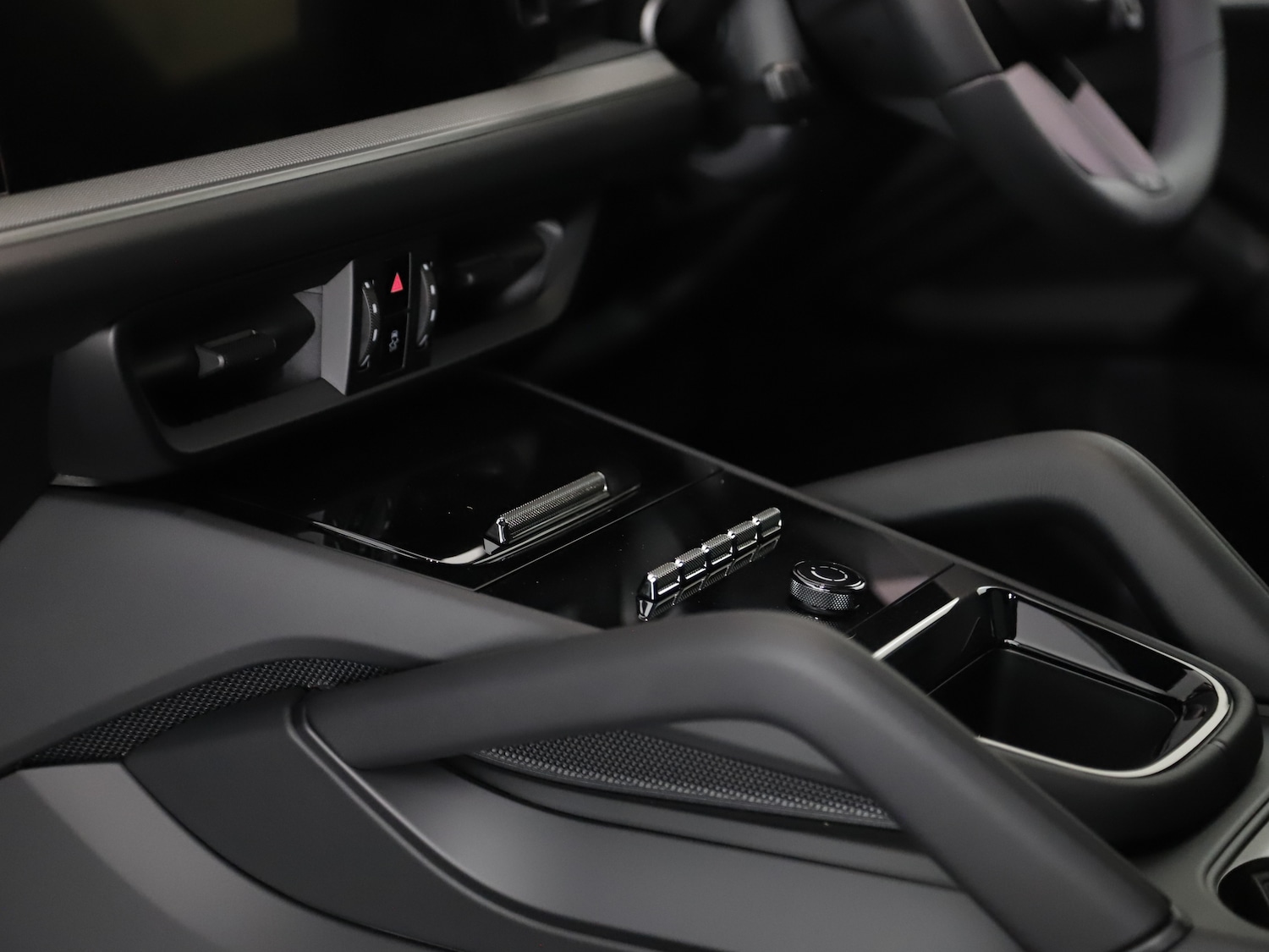 Used Porsche Cayenne 2025 for sale - 76184799: Photo 39