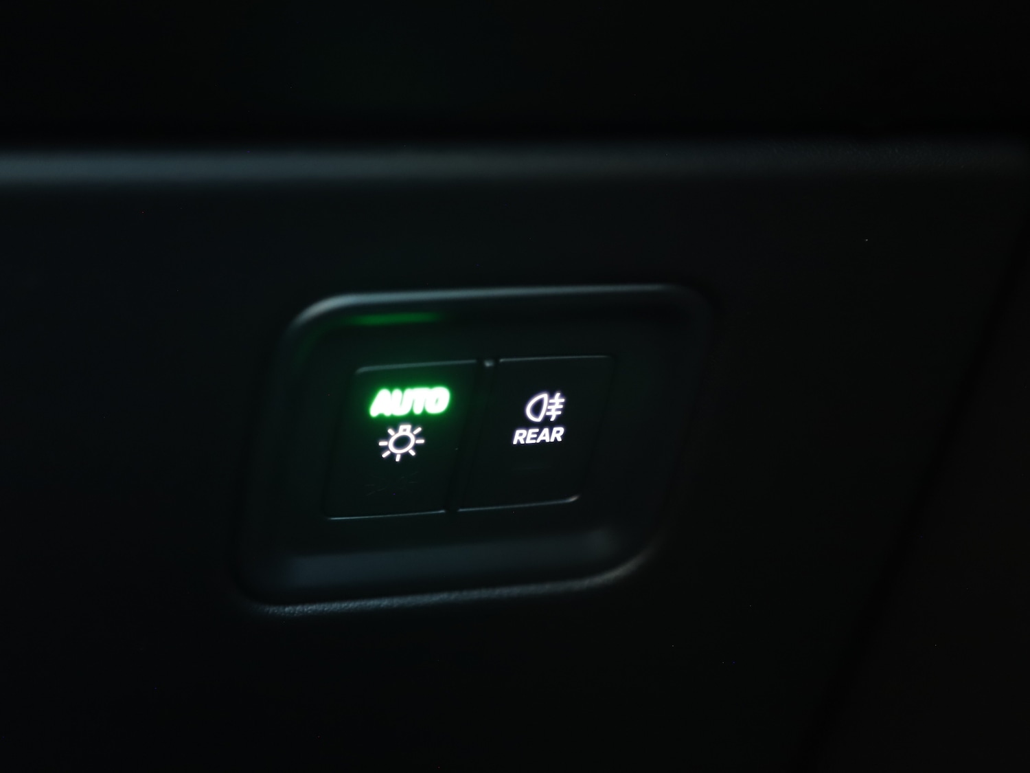 Used Porsche Macan 2025 for sale - 77199299: Photo 41