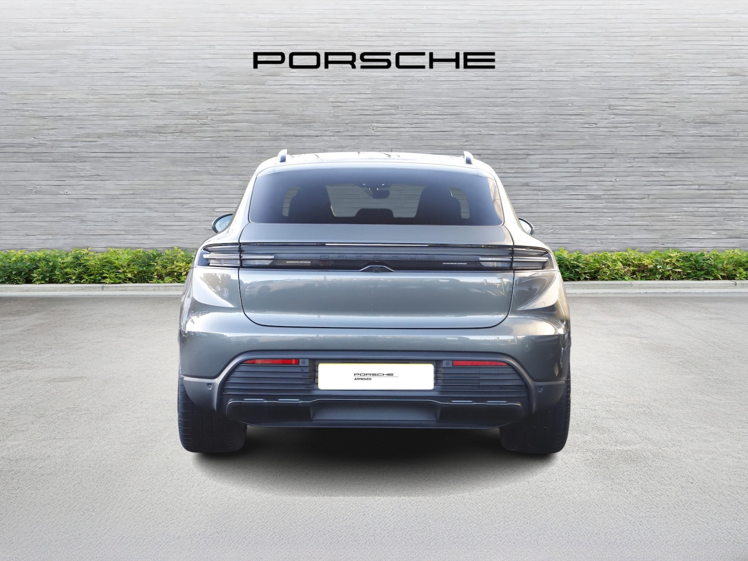 Used Porsche Macan 2025 for sale - 77199299: Photo 8