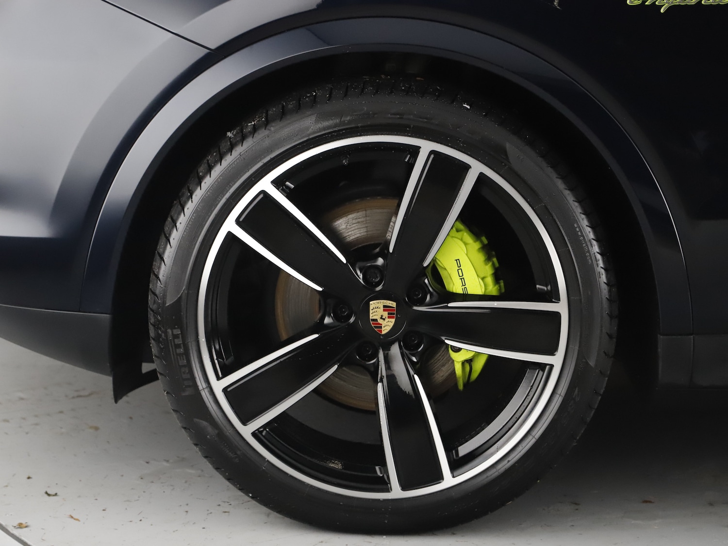 Used Porsche Cayenne 2022 for sale - 76453721: Photo 4