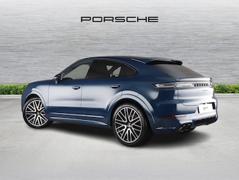 Used Porsche Cayenne 2024 for sale - 75895683: Photo