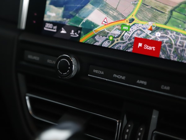 Used Porsche Macan 2020 for sale - 75753405: Photo 16