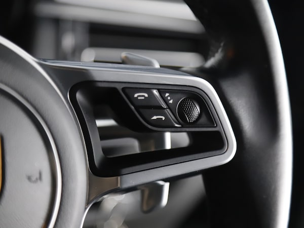 Used Porsche Macan 2020 for sale - 75753405: Photo 24