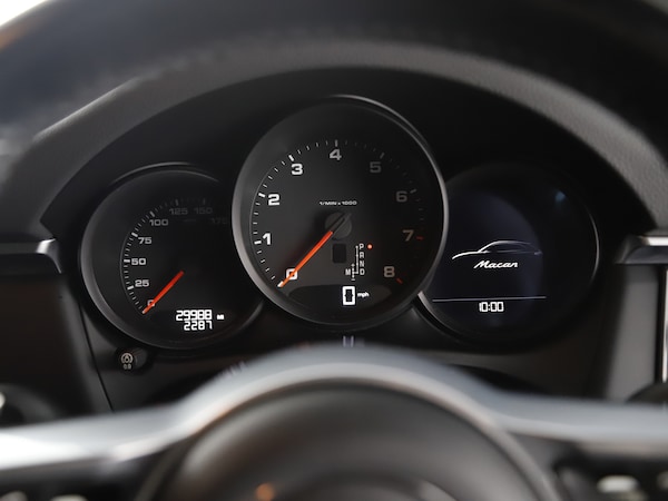 Used Porsche Macan 2020 for sale - 75753405: Photo 30