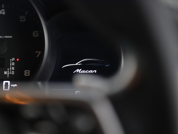 Used Porsche Macan 2020 for sale - 75753405: Photo 35