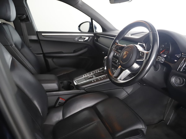 Used Porsche Macan 2020 for sale - 75753405: Photo 38