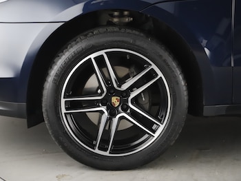Used Porsche Macan 2020 for sale - 75753405: Photo