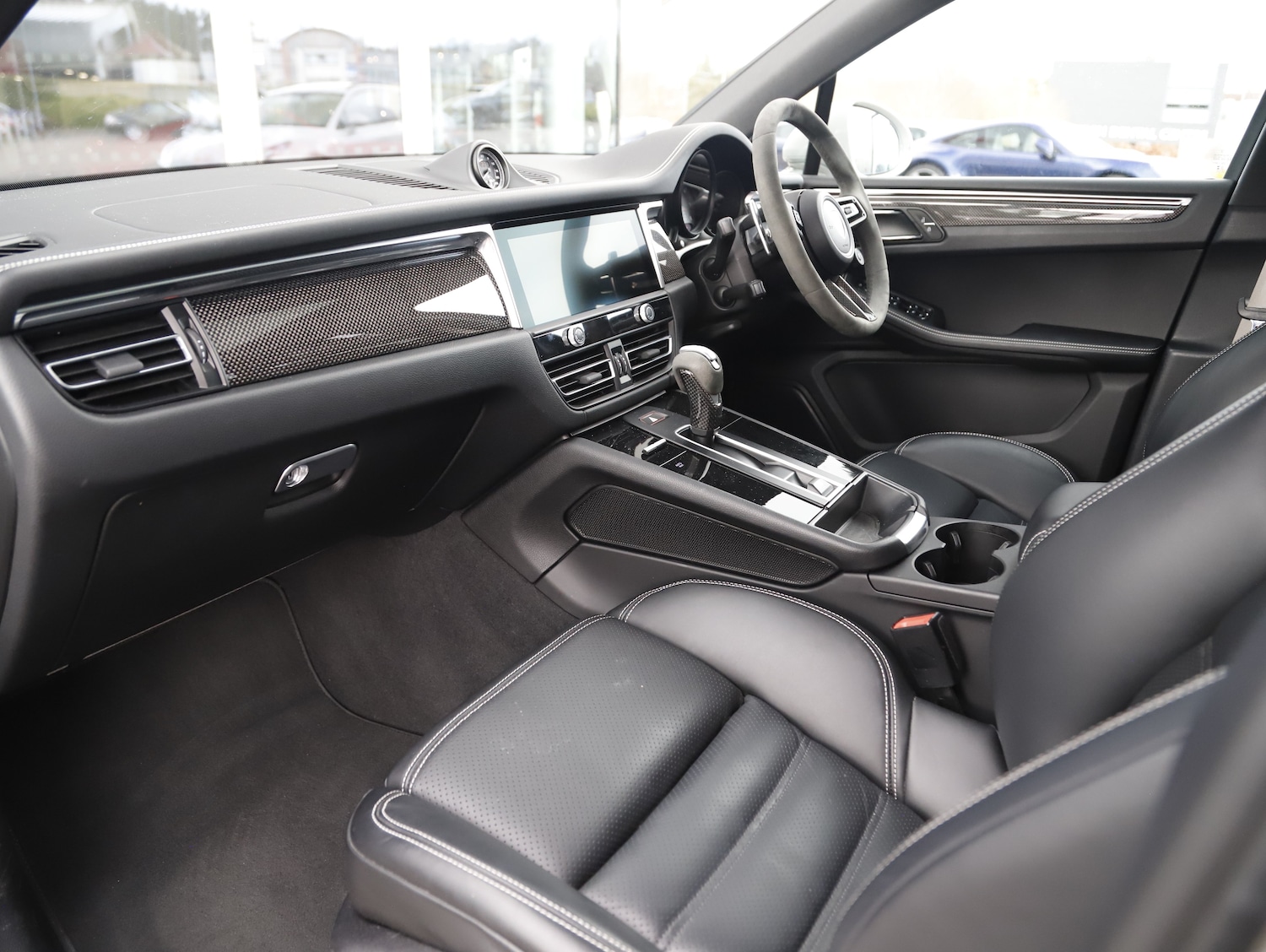 Used Porsche Macan 2023 for sale - 78067964: Photo 19