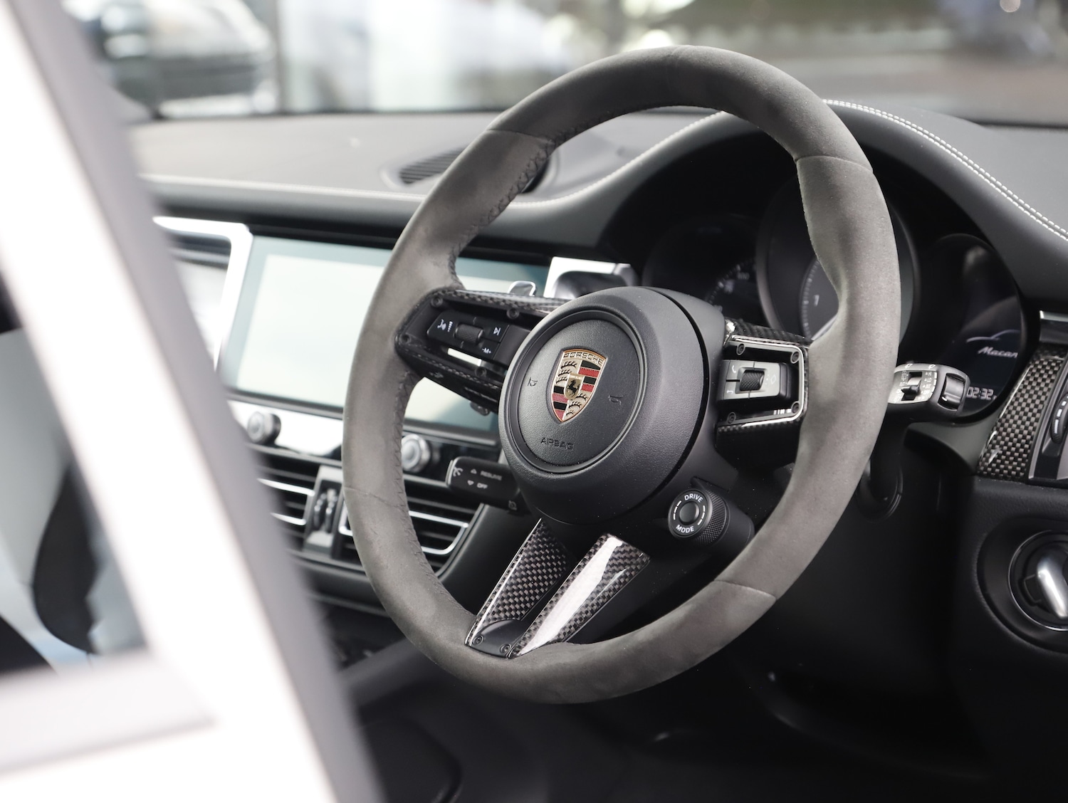 Used Porsche Macan 2023 for sale - 78067964: Photo 27