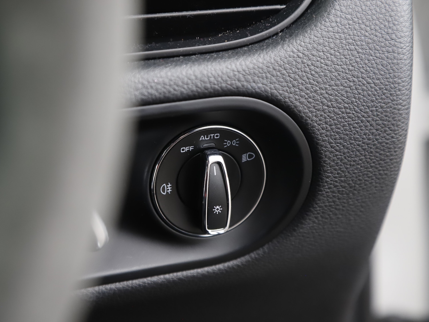 Used Porsche Macan 2023 for sale - 78067964: Photo 32