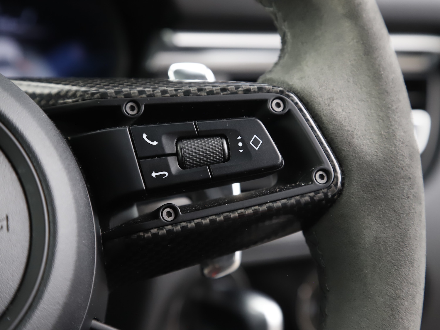 Used Porsche Macan 2023 for sale - 78067964: Photo 42