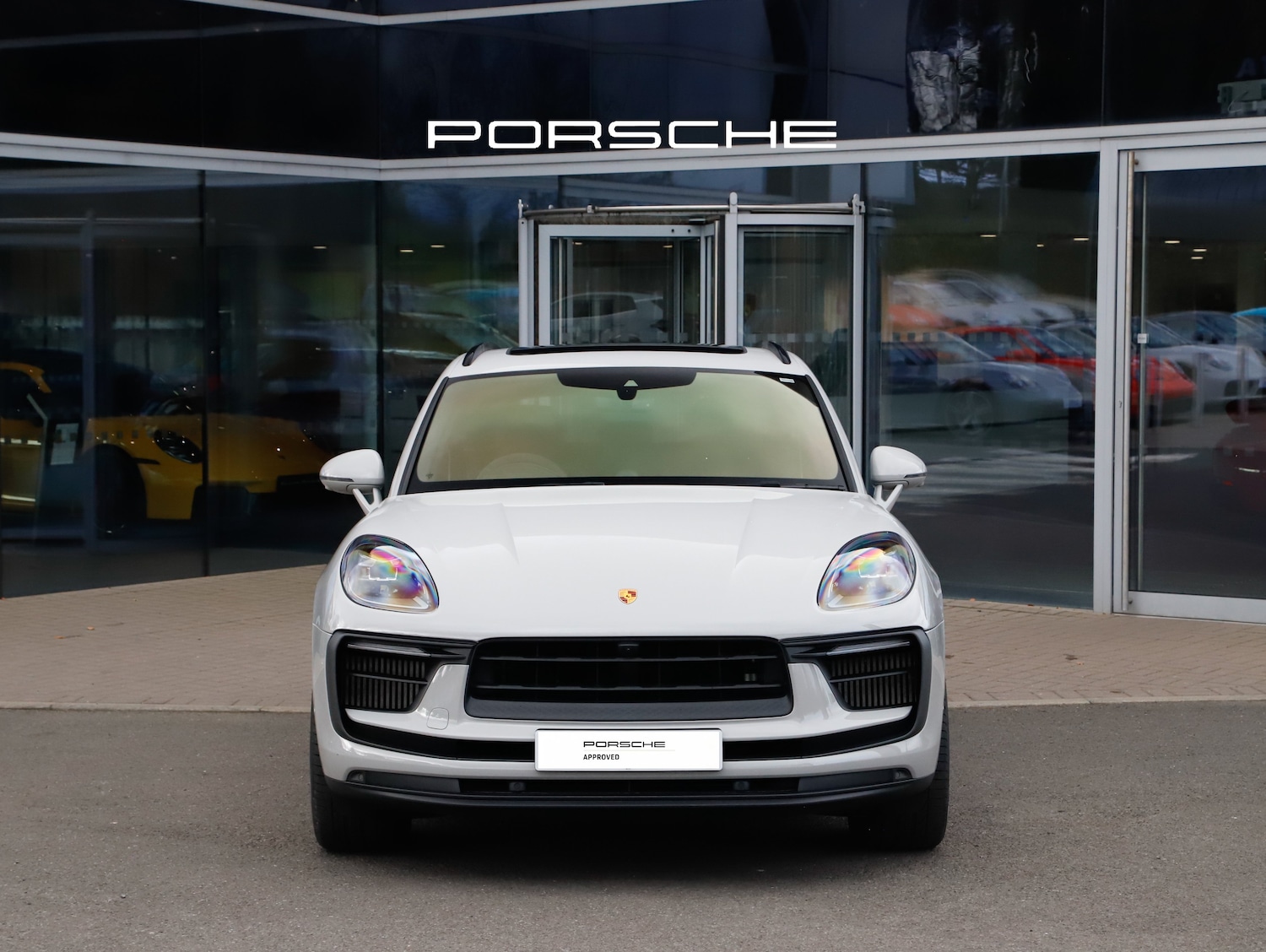 Used Porsche Macan 2023 for sale - 78067964: Photo 6