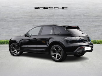 Used Porsche Macan 2023 for sale - 77118099: Photo