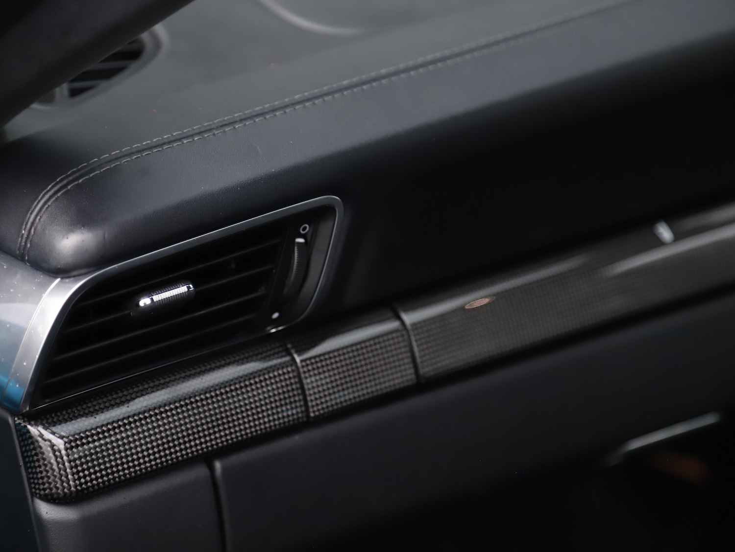 Used Porsche 911 2017 for sale - 77836189: Photo 23