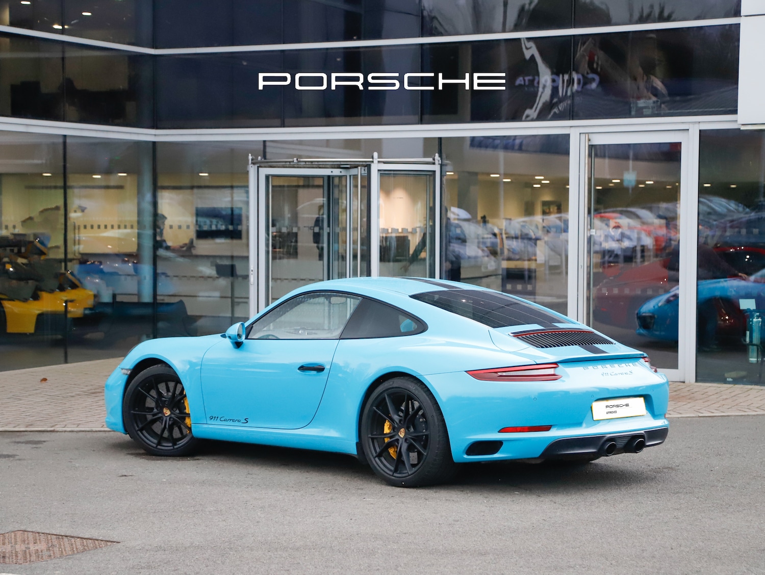 Used Porsche 911 2017 for sale - 77836189: Photo 3