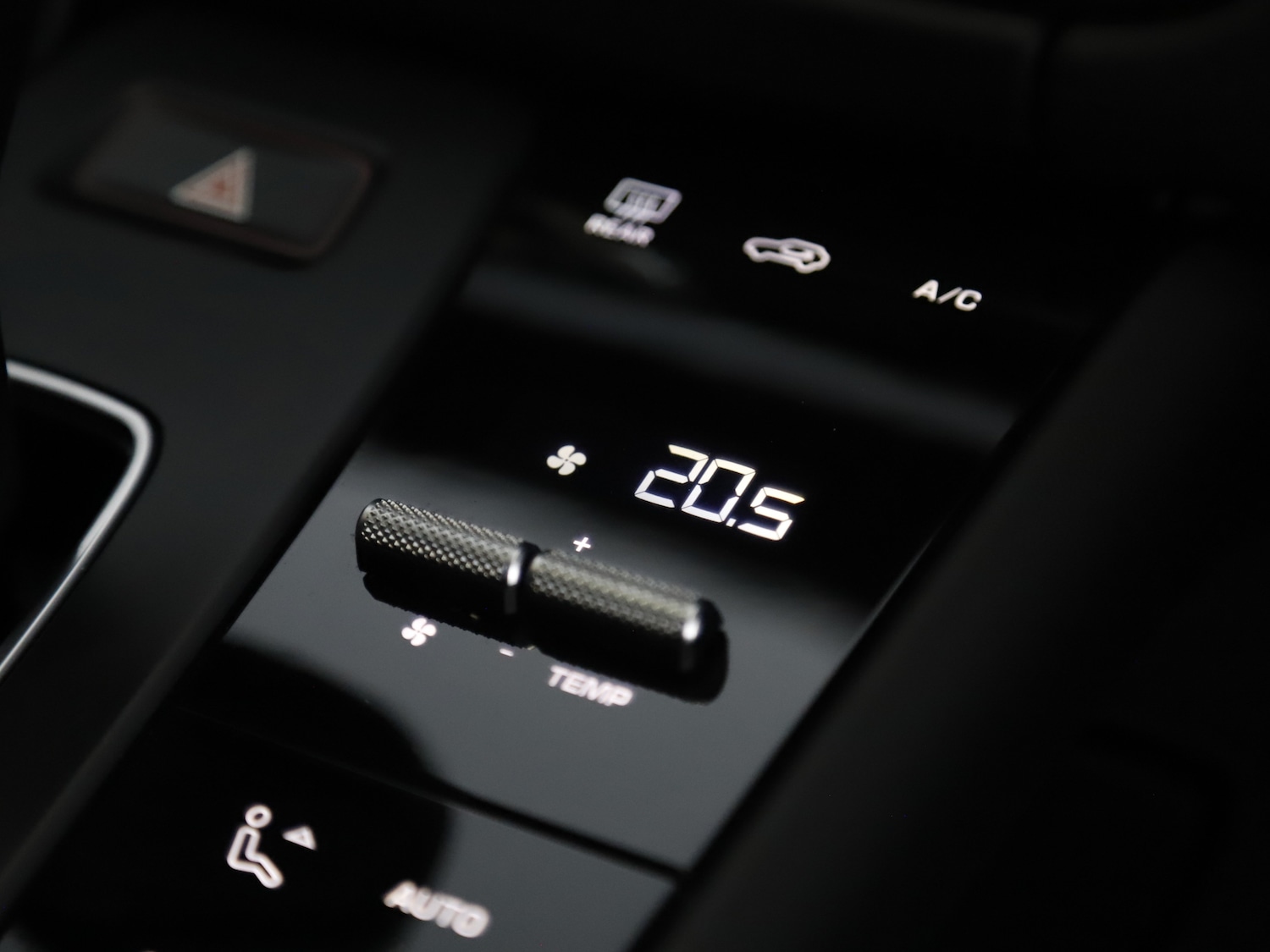 Used Porsche Macan 2021 for sale - 75911022: Photo 14