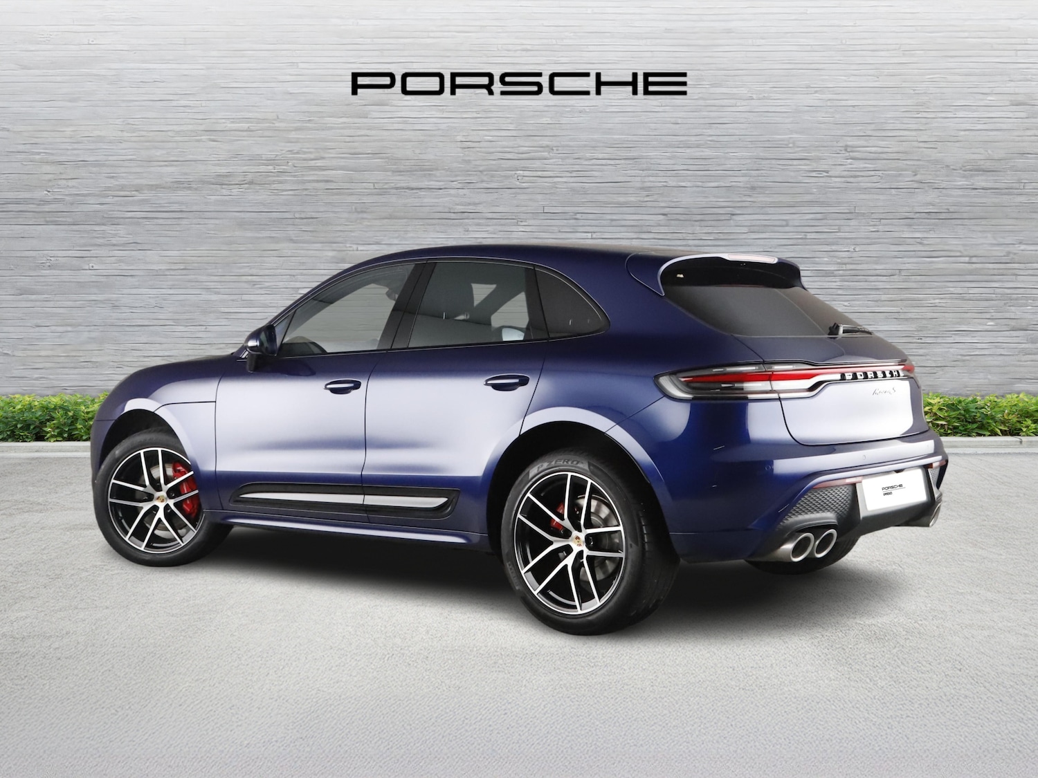 Used Porsche Macan 2021 for sale - 75911022: Photo 2