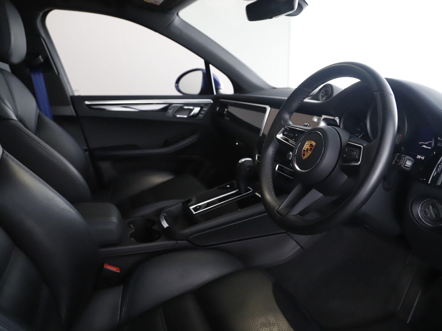 Used Porsche Macan 2021 for sale - 75911022: Photo 27