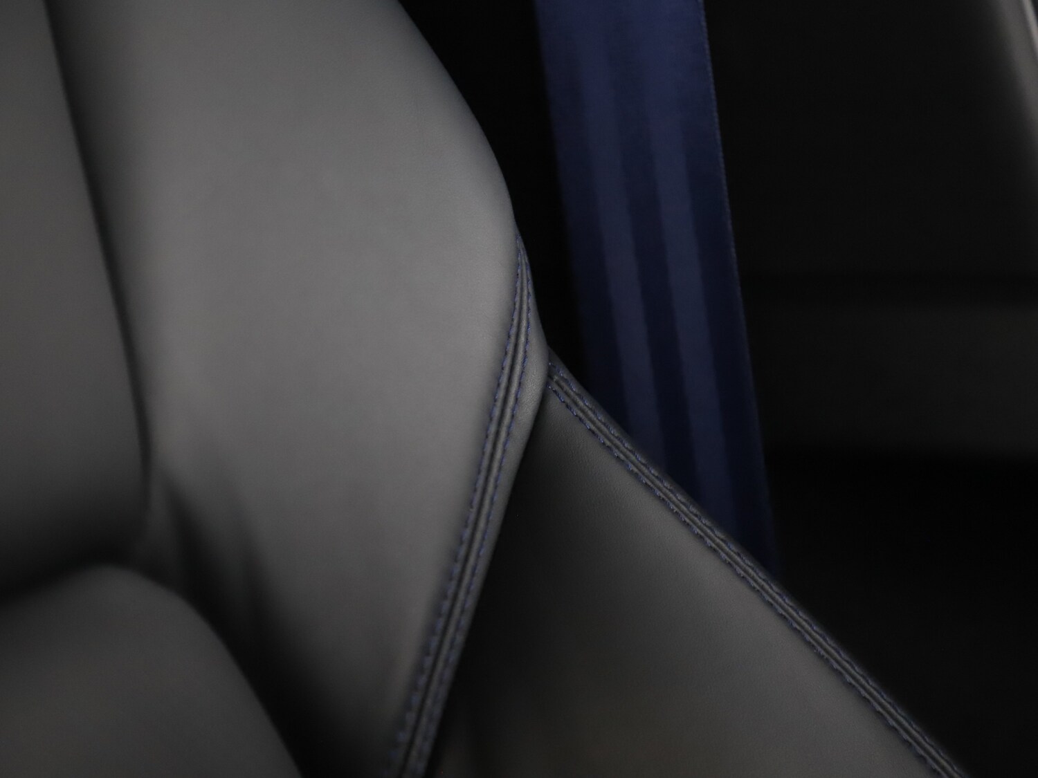 Used Porsche Macan 2021 for sale - 75911022: Photo 39