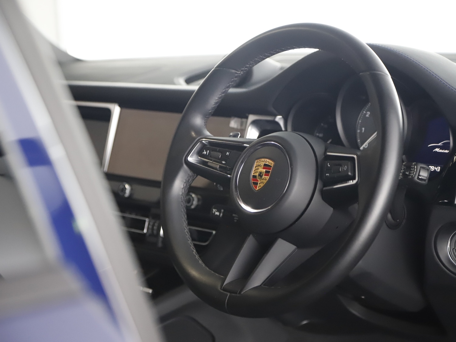 Used Porsche Macan 2021 for sale - 75911022: Photo 44