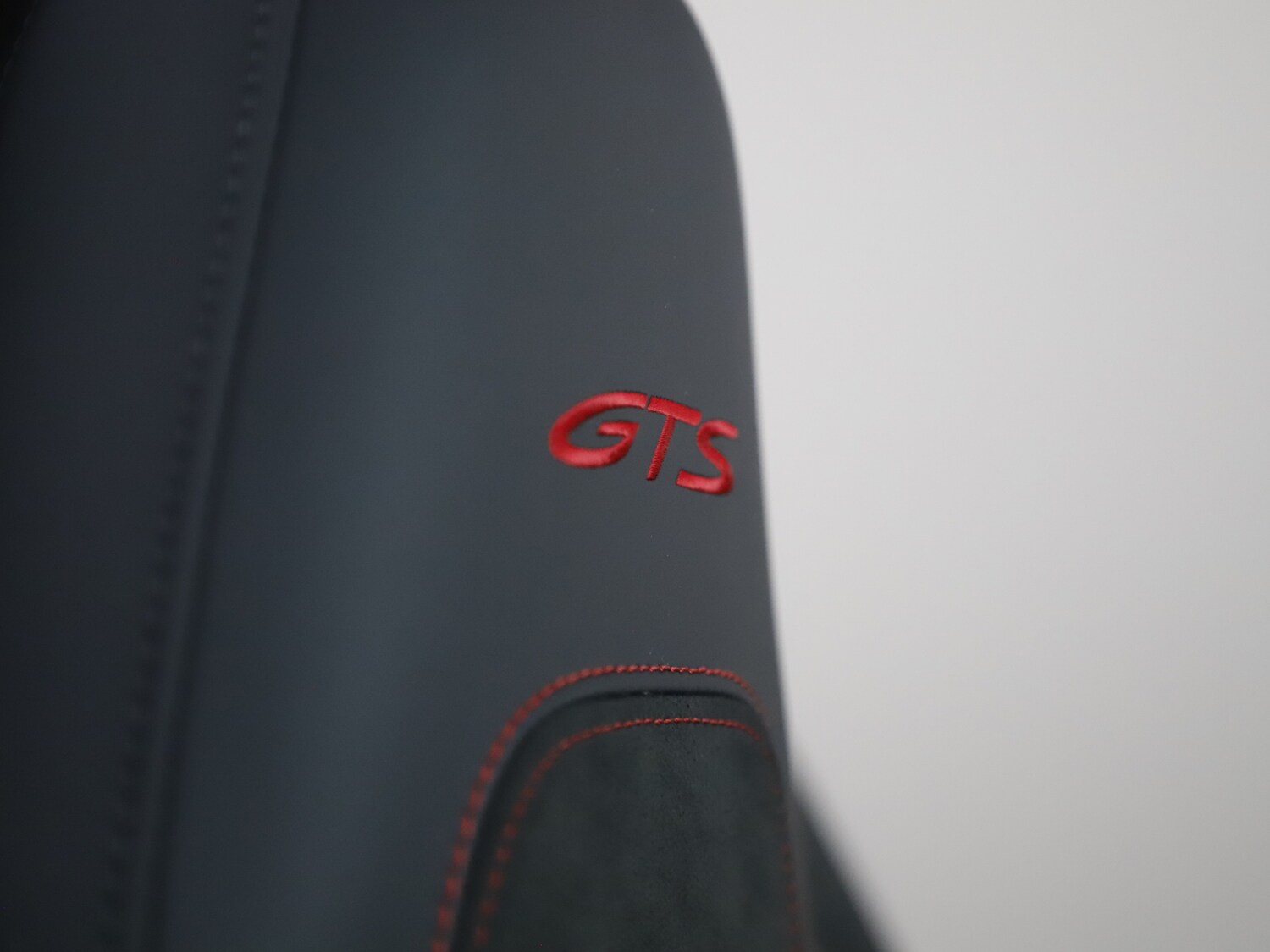 Vehicle 33