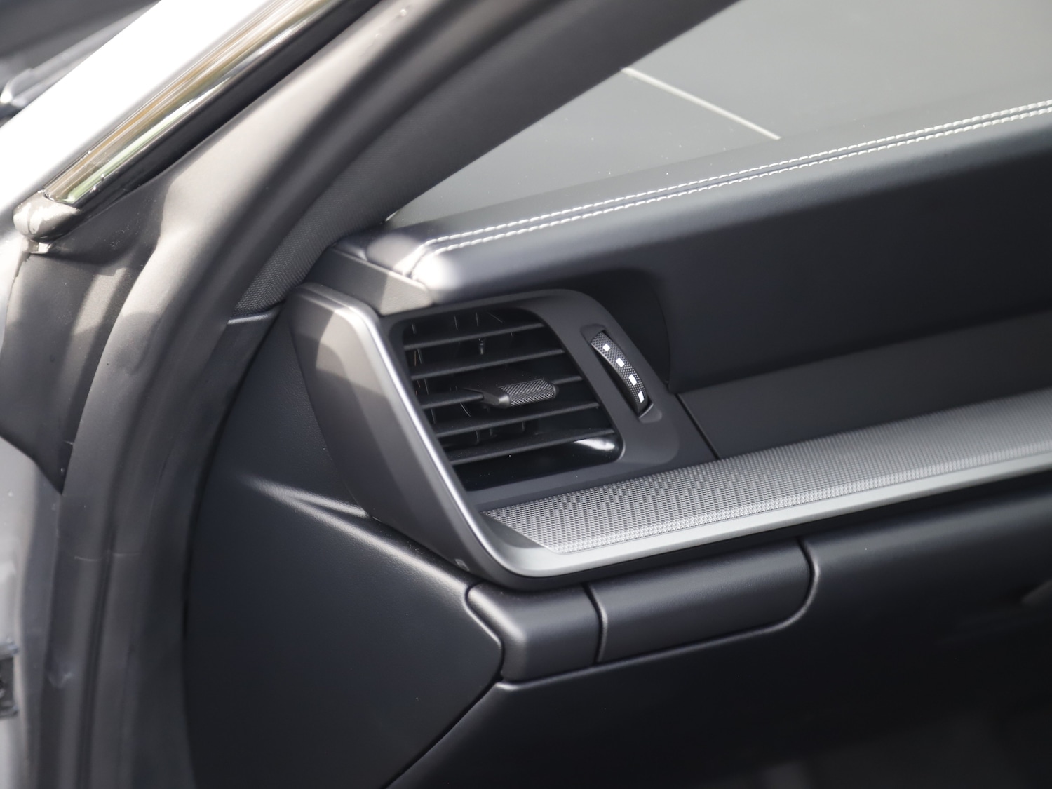 Used Porsche 911 2024 for sale - 76344986: Photo 15