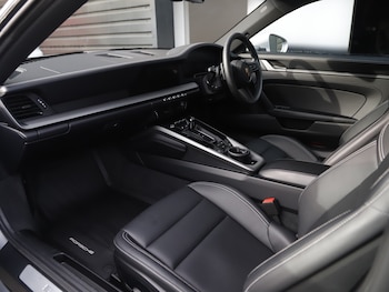 Used Porsche 911 2024 for sale - 76344986: Photo