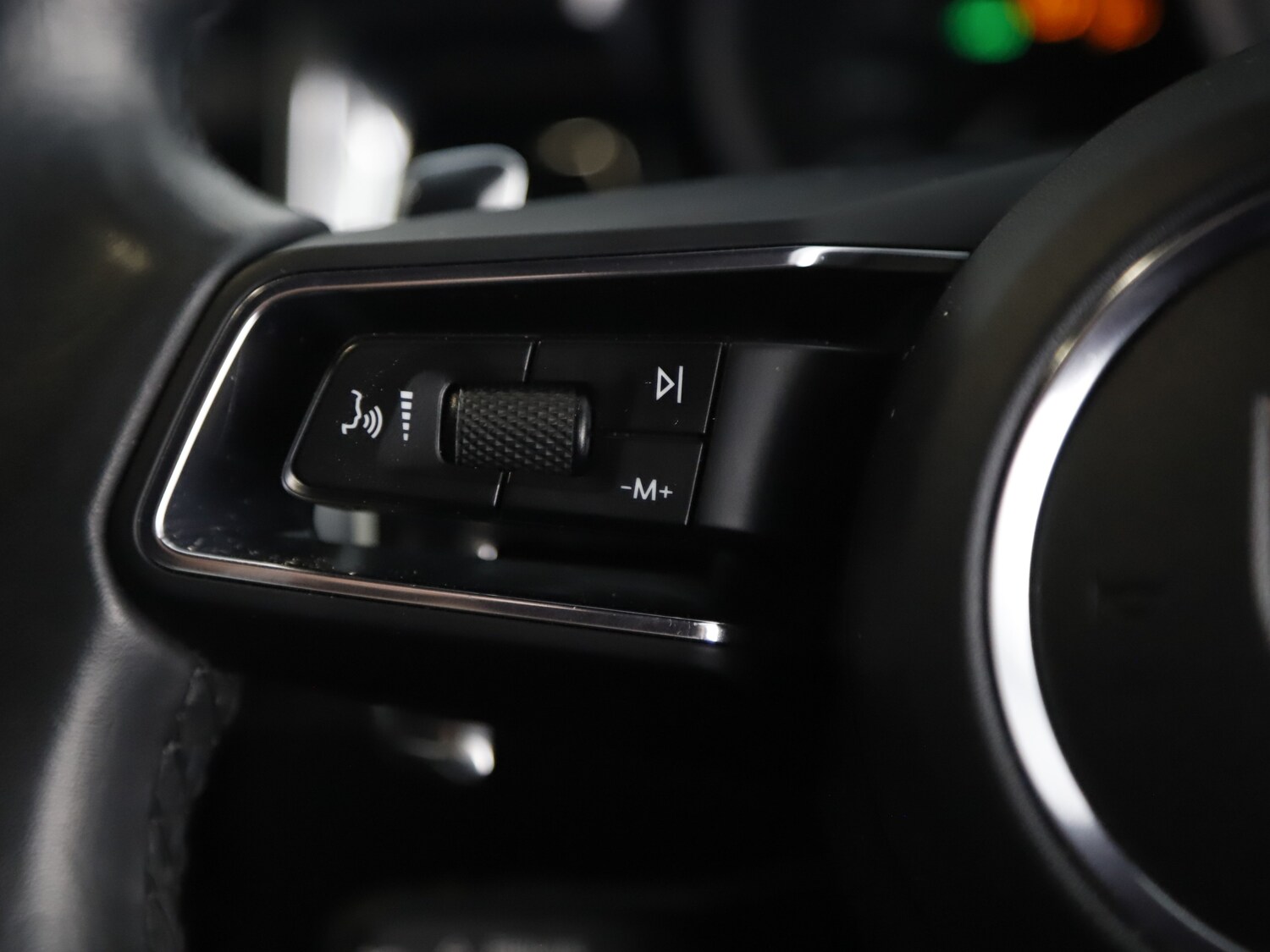 Used Porsche Macan 2022 for sale - 77463305: Photo 33