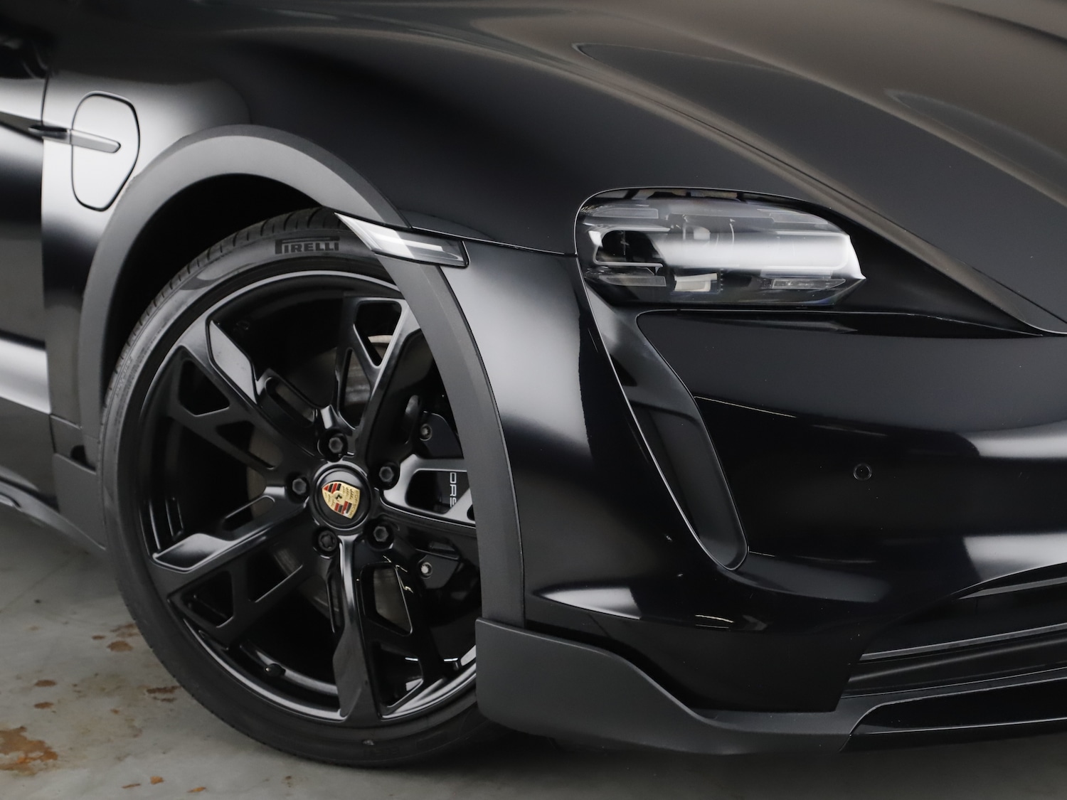 Used Porsche Taycan 2022 for sale - 75776714: Photo 14