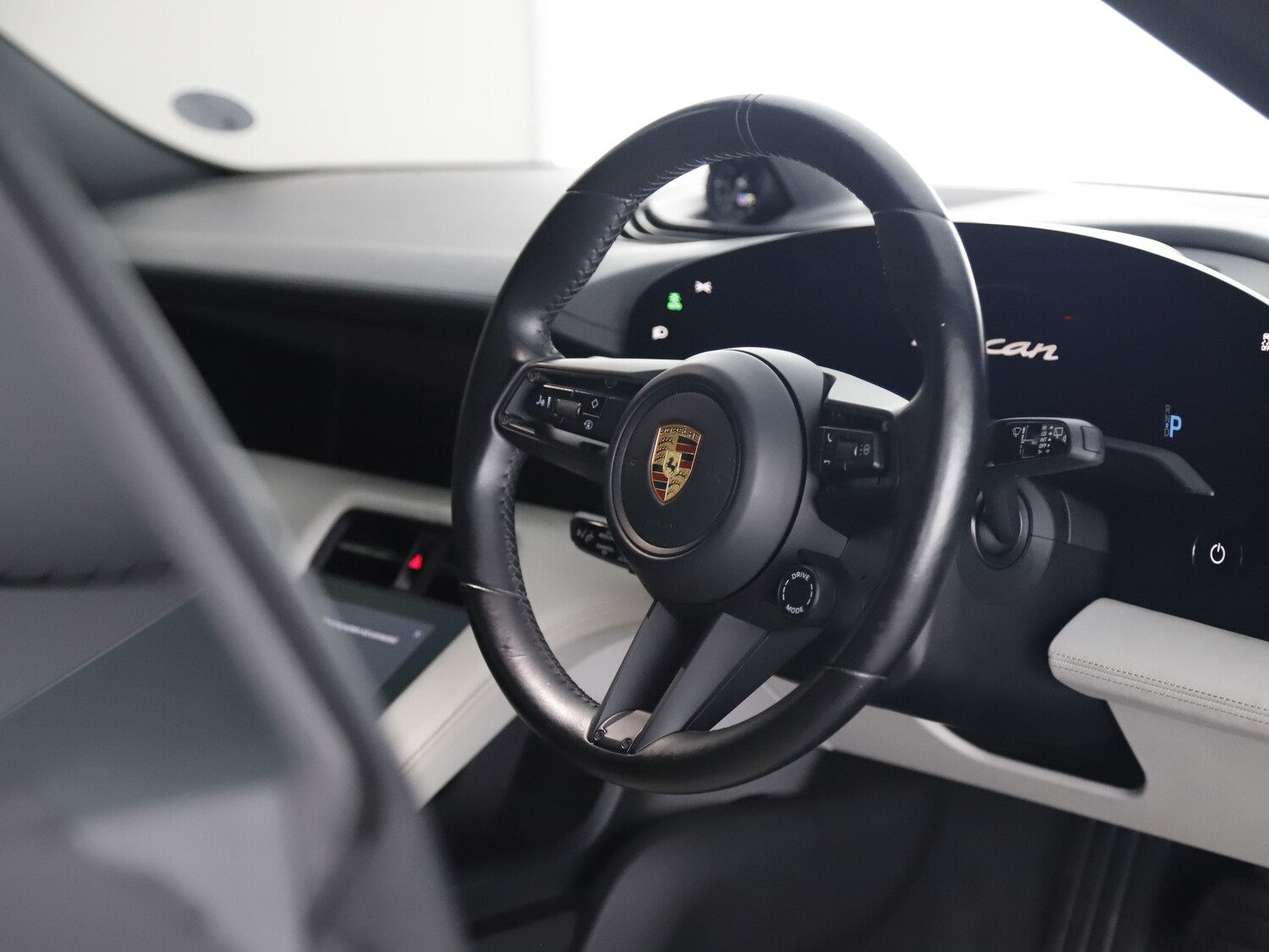 Used Porsche Taycan 2022 for sale - 75776714: Photo 39