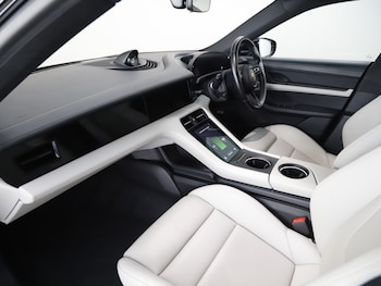 Used Porsche Taycan 2022 for sale - 75776714: Photo