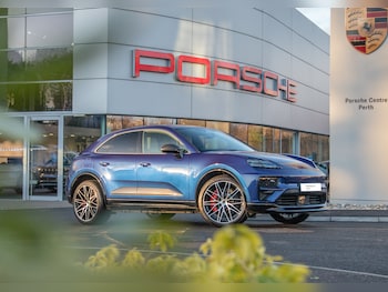 Used Porsche Macan 2025 for sale - 77211663: Photo