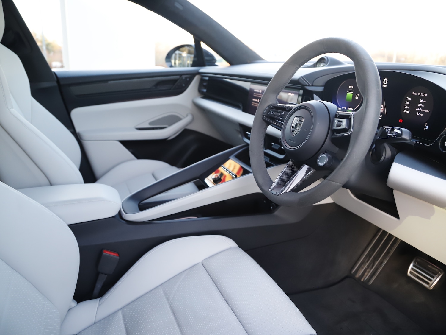 Used Porsche Macan 2025 for sale - 77211663: Photo 27