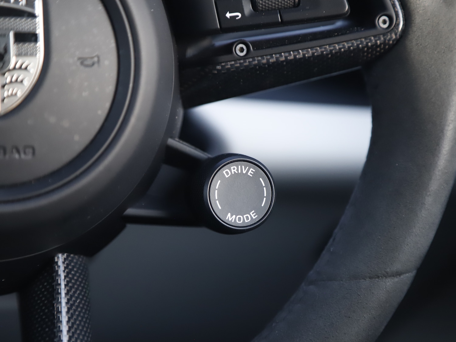 Used Porsche Macan 2025 for sale - 77211663: Photo 30