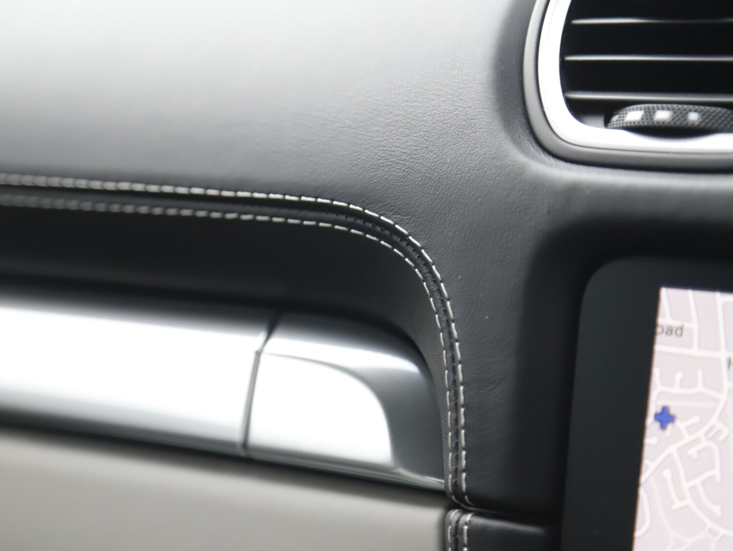 Used Porsche Boxster 2023 for sale - 77935791: Photo 42