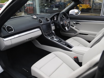 Used Porsche 718 Boxster 2023 for sale - 77935791: Photo