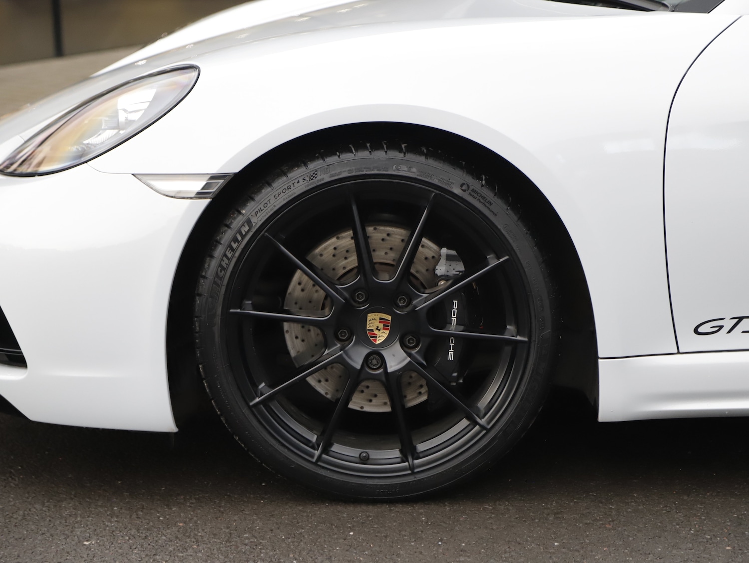 Used Porsche Boxster 2023 for sale - 77935791: Photo 5