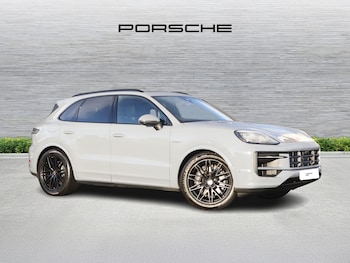 Used Porsche Cayenne 2025 for sale - 77382219: Photo