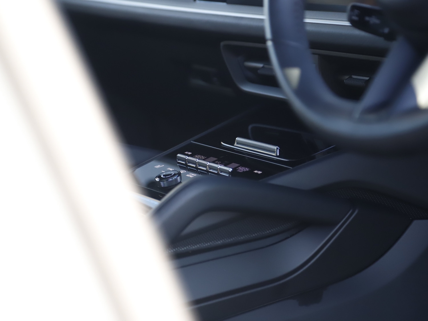 Used Porsche Cayenne 2025 for sale - 77382219: Photo 30