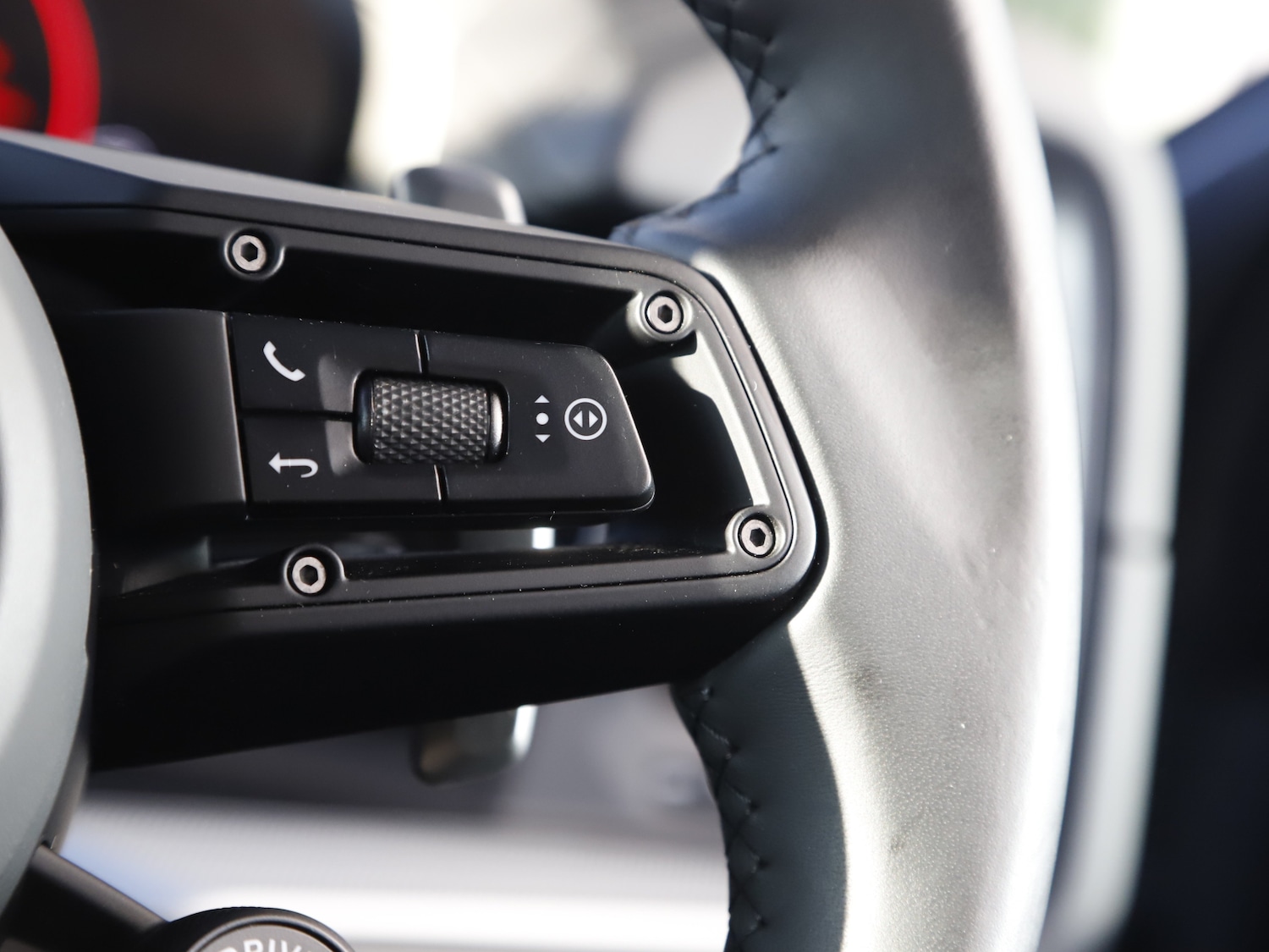 Used Porsche Cayenne 2025 for sale - 77382219: Photo 41