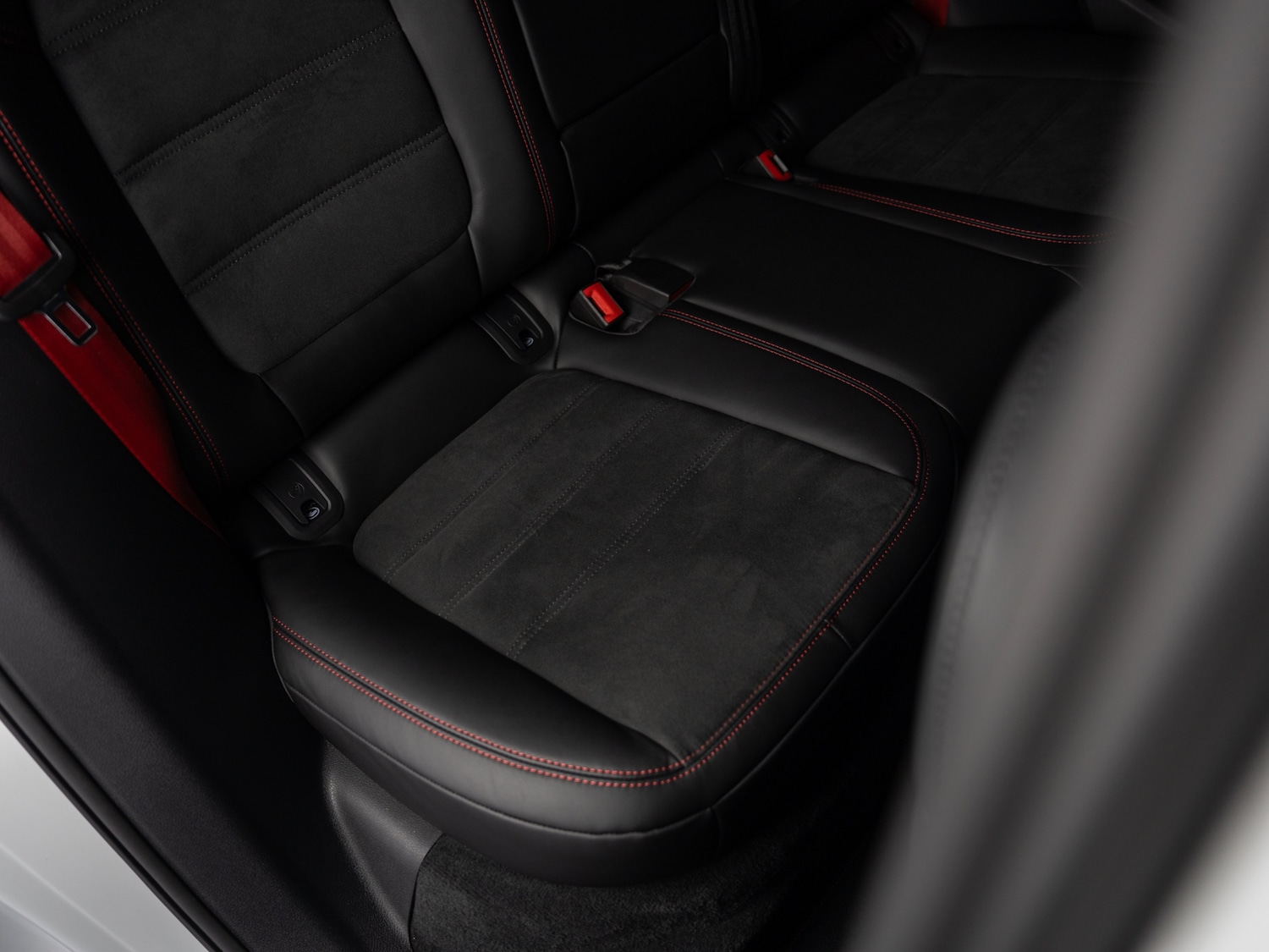 Used Porsche Macan 2025 for sale - 76209965: Photo 35