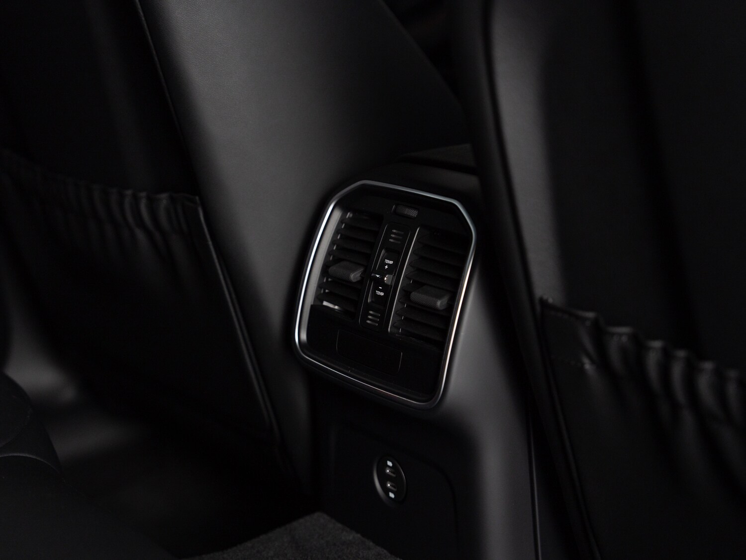 Used Porsche Macan 2025 for sale - 76209965: Photo 42