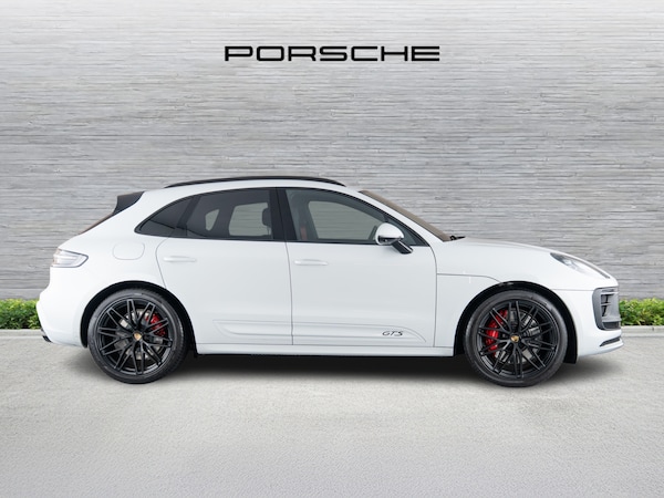 Used Porsche Macan 2025 for sale - 76209965: Photo 7