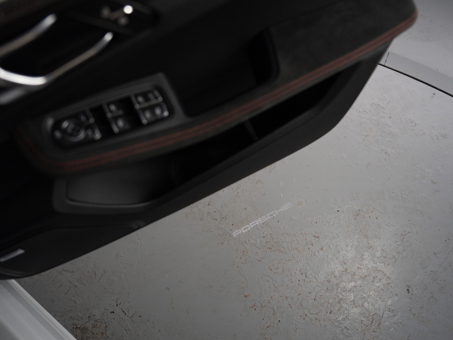 Used Porsche Macan 2025 for sale - 76209965: Photo 9