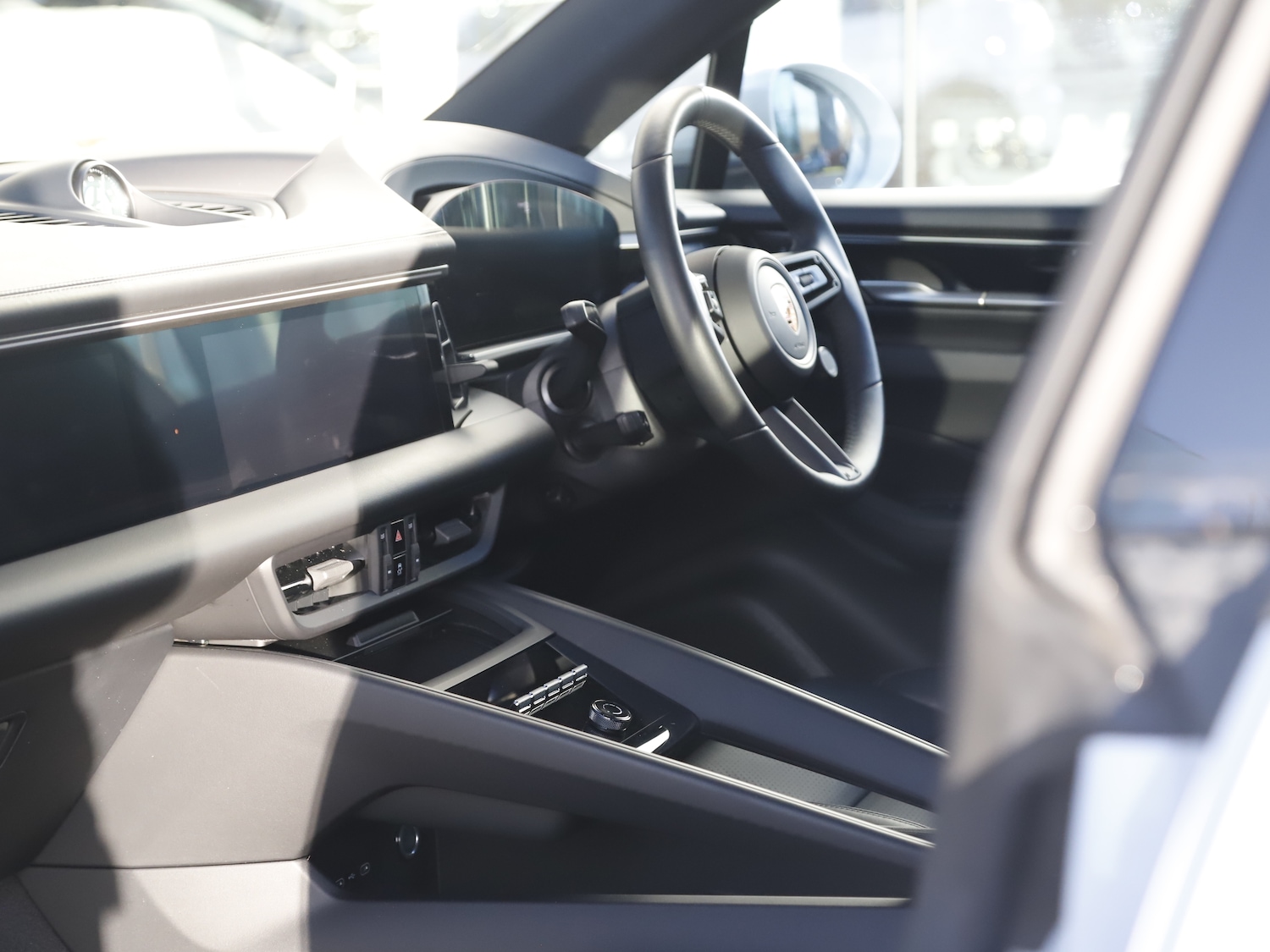 Used Porsche Macan 2025 for sale - 77211662: Photo 32