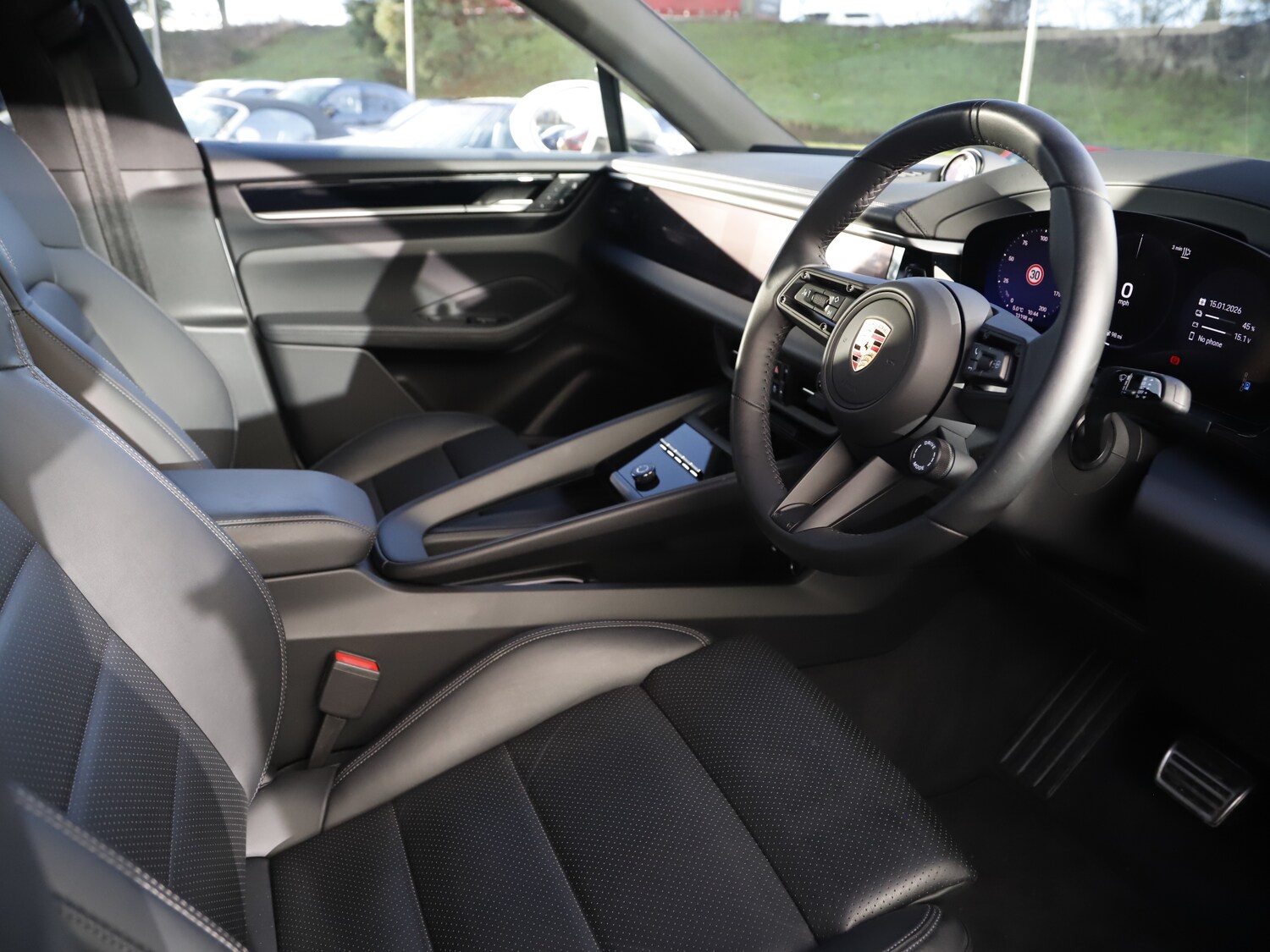 Used Porsche Macan 2025 for sale - 77211662: Photo 4