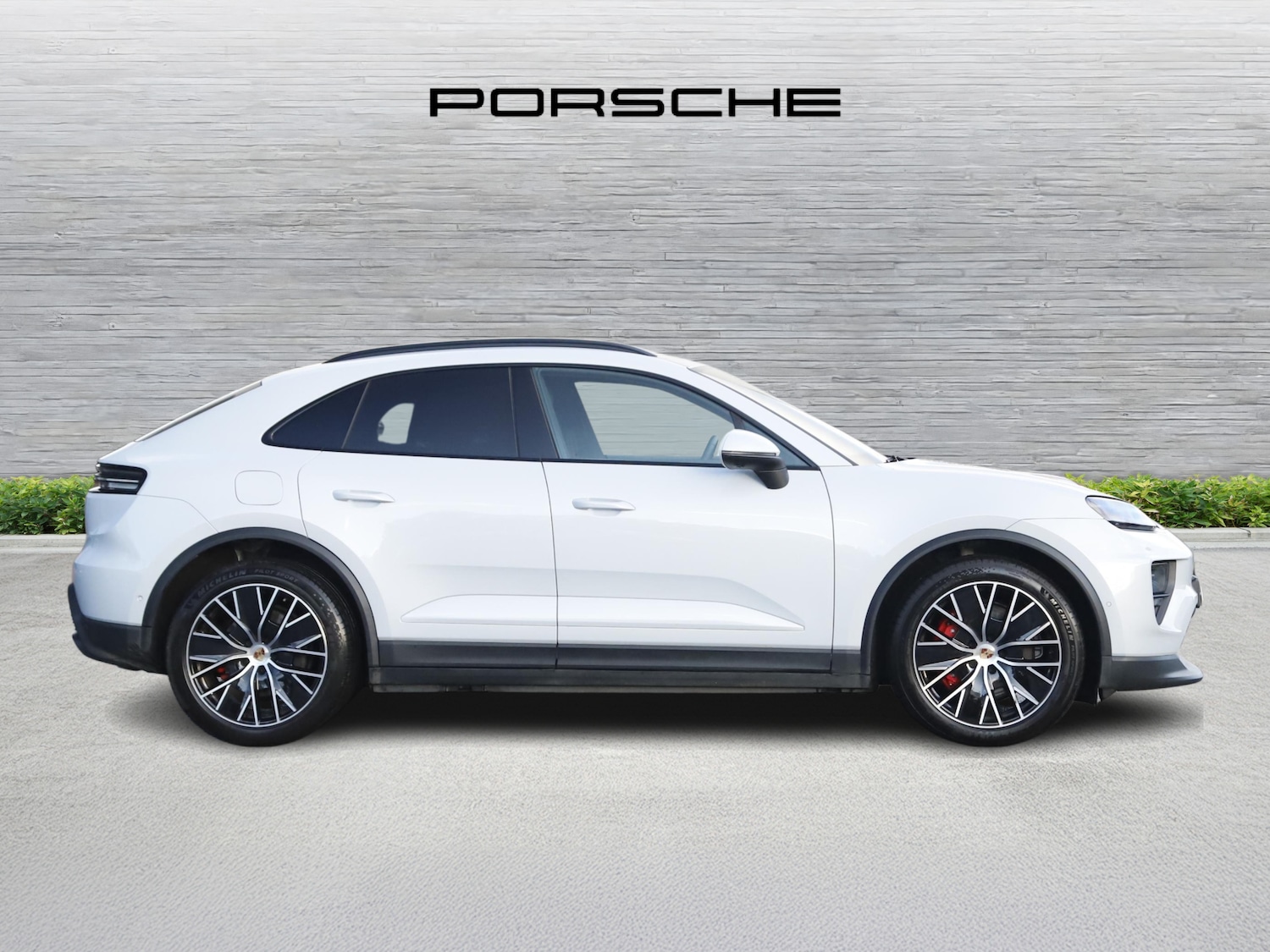 Used Porsche Macan 2025 for sale - 77211662: Photo 9