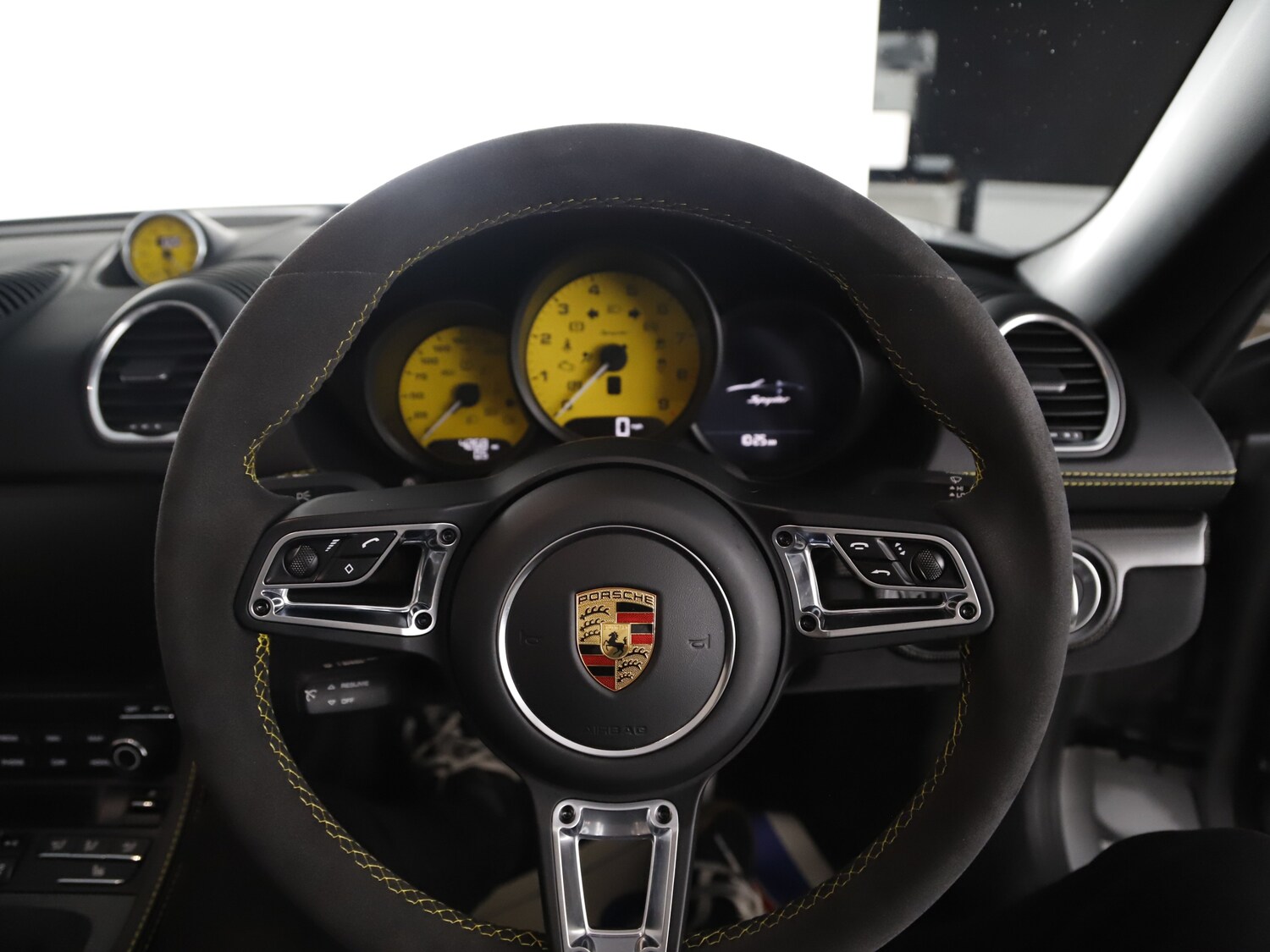 Used Porsche 718 Spyder 2020 for sale - 76008986: Photo 30