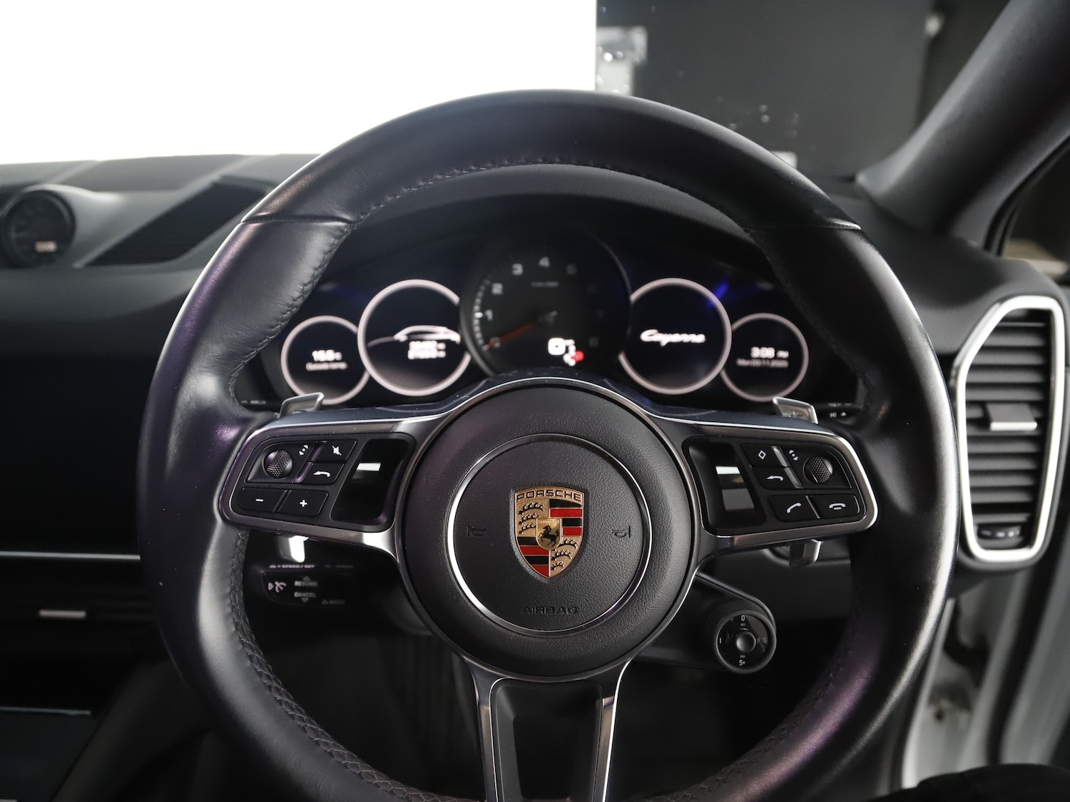 Used Porsche Cayenne 2019 for sale - 76469145: Photo 11